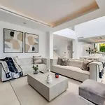 Villa Namu *